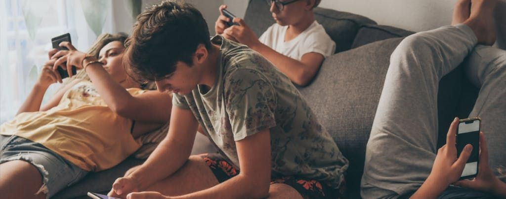 Social Skills and the Online Teenager