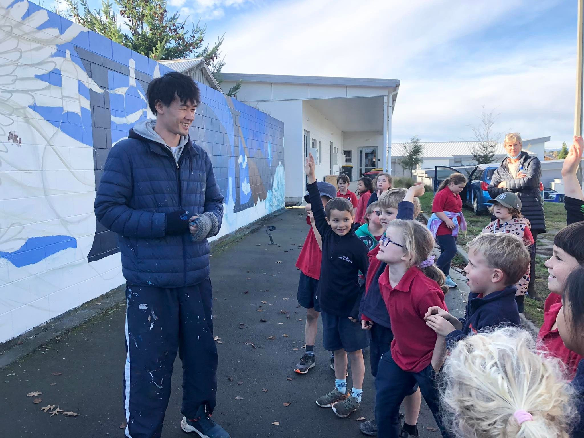 Koryu Wows Students With Mural