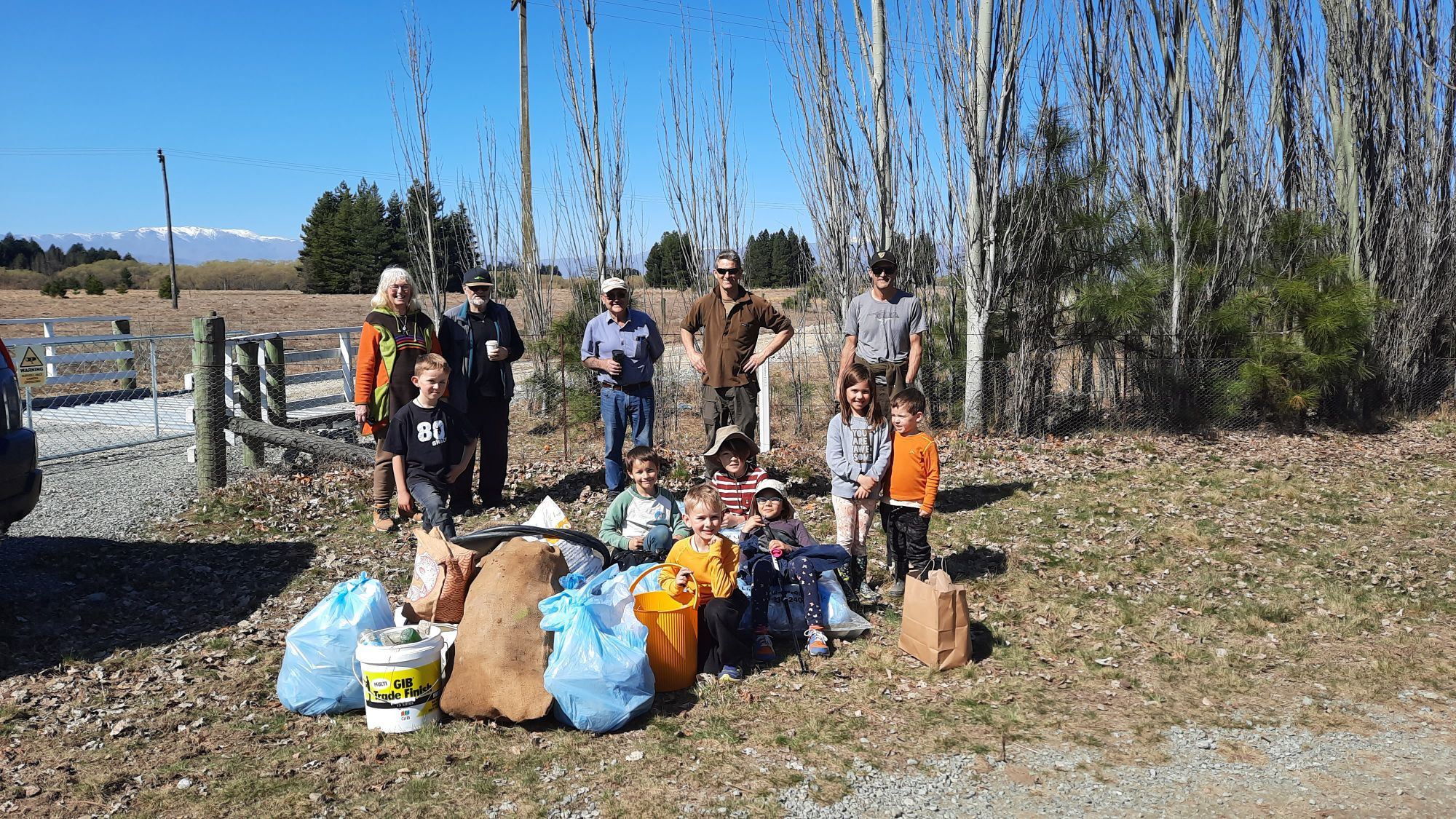 Oliver and Friends Clean Up Twizel